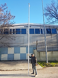 AMERİKAN MALI TABANSIZ DIŞTAN İPLİ 5 METRE KROM BAYRAK DİREGİ ( 499€ )+KDV