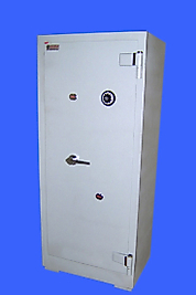 012FREF KASATAŞ SÜPER ÖZEL  TİCARİ KASALAR 155*80*75CM 1000KĞ İki AnahtarlI ( 3100€ )