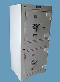 011A2KY SÜPER ÖZEL TANK ZIRHLI YÜKSEK GÜVENLİKLİ ALT KASA  ÜST KASA MODEL ÖZEL ANAHTARLI ÇELİK PARA KASASI 135*50*45cm 700Kg ( 2700€ )