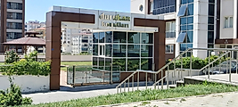 BİNA ÇEVRE DÜZENLEME 1 ÇİTİ VE 1 GİRİŞ KAPISI ( 9999€ )+KDV