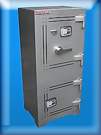 0010ZEYÖZSOY ALMANYA OFİS TİPİ FULL LCD EKRANLI ELEKTRONİK ÇELİK PARA KASASI ( EURO TAM DİGİTAL SAFE ) 125*55*45CM 300KĞ  ( 1250€ )