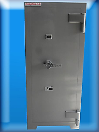 00130A2YLY MERSİN TAT BAKLİYAT TİPİ YÜKSEK GÜVENLİKLİ ÇELİK PARA KASASI 130*56*50CM 750KĞ ( 1950€ )