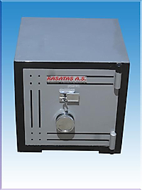 0001A  EV TİPİ 1 ANAHTARLI ÇELİK PARA KASASI DIŞ ÖLÇÜSÜ 40*35*30CM (İÇ ÖLÇÜSÜ 27*29*20CM) 50KĞ ( 199€ )+KDV
