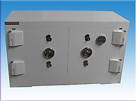 B130K2E1A4KYM AYDIN BUHARKENT TİPİ YÜKSEK GÜVENLİKLİ ELEKTRONİK ŞİFRELİ 4 ANAHTARLI KAPALI BANKO TİPİ KUYUMCU KASASI 80*130*60CM 1300KĞ ( 2000€ )