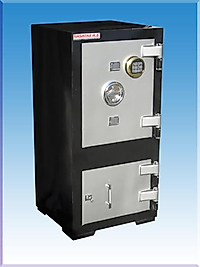008ÇZME KARS OFİS TİPİ TANK ZIRHLI  VE ELEKTRONİK ŞİFRELİ ÇELİK PARA KASASI 105*55*45CM 350KĞ ( 999€ )