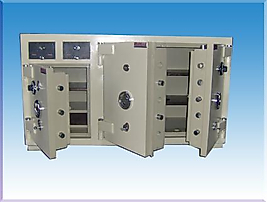 B150ASP ADAPAZARI KUYUMCU BANKO KASASI   85*150*50cm 1500Kg ( 2250€ )