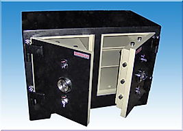 B150K2A4B Konya Tipi Tank ZIrhlI Kuyumcu Mücevher KasalarI ( BagImsIz KapaklI ) 86*150*70cm 2250Kg ( 3000€ )