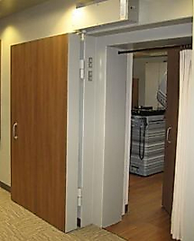 VIP1 YÜKSEK GÜVENLİKLİ RADYASYON KAPISI YÜKSEK DOZLU RADRASYONLU ODALARDA SAATTE 1 mSv/hr İNEER HIZLANDIRICI KASA DAİRE KAPISI DIŞ 212*263*50cm 3000Kg ( 100.000€ )