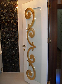 VİLLA TİPİ ALTIN VARAK İŞLEMELİ 1Lİ OTURMA ODASI KAPISI 210*300*20CM ( 2999€ )