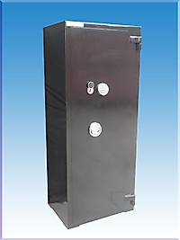 7 TÜFEK VE 12 KLASÖR KAPASİTELİ ELEKTRONİK ŞİFRELİ İÇİ YAPIŞTIRMA KADİFE KAPLI ÇELİK KASA ANAHTARLI ÇELİK PARA KASASI 170*70*50 CM 200KĞ ( 2999€ )