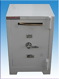 0075KÖ GAZİANTEP PARK OTEL TİPİ ÖNDEN A4 BÜYÜKLÜKTE BÜYÜK ZARF ATMA YERLİ KUMBARA KASA ZARF DELİGİ ( 3*26CM ) 75*50*44CM 200KĞ ( 750€ )