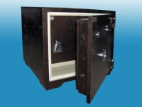 070 Yanmaz Data KasasI 70*75*82cm 237Kg ( 1990€ )+ KASA İÇİ DOLAPLI DATA KASASI