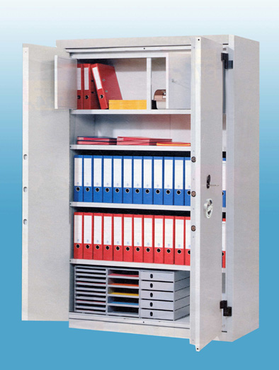 0017GÇGA GARDLOP TİPİ 150 KLASÖR KAPASİTELİ KLASÖR VE KIYMETLİ EVRAK DOLABI ÇİFT KAPILI ÇELİK PARA KASASI 195*126*80cm 500Kg ( 6.990€ )