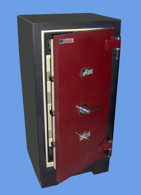 Süper Özel TekkapIlI Şifreli Tam ZIrhlI Kasa 125*60*50cm 660Kg ( 999€ )