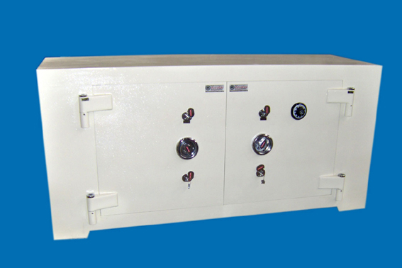 B150BKM ESKİŞEHİR  Banko Tipi Kuyumcu KasasI (  Kasa İçinde Kasa Model )  85*150*65cm 1550Kg ( 2250€ )