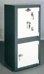 010DMO DMO TİPİ 331401 331499 Kasalar Para ve KIymetli Evrak KasalarI  SATIN ALMA PARA KASASI Ebatlar 125*54x47cm 290KĞ  ( 1250€ )