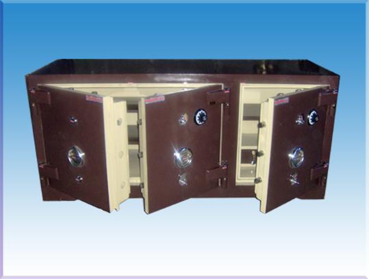 B200K3K2Ş ANTALYA BANKO TİPİ KUYUMCU ALTIN KASASI ( Jewellery Safe )  85*200*60CM  2000KĞ  ( 2.999)