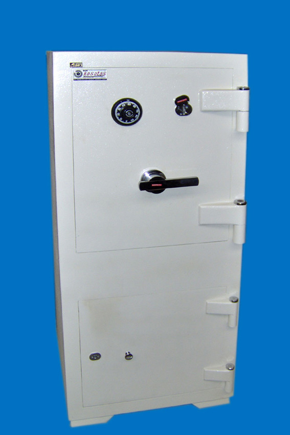 0010M1A1LYA 125'LİK SÜPER ÖZEL TAM ZIRHLI MEKANİK ŞİFRELİ ÇELİK PARA KASASI 125*60*50CM 435KĞ ( 1399€ )