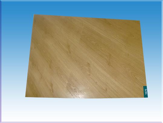 CAM GİBİ PARLAK 8mm  Laminant Parke  Metrekaresi ( 99.99€ )+KDV 1000 METREKARE VE ÜSTÜ SATIŞLAR İÇİN GEÇERLİDİR