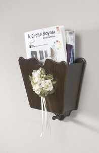 EKMEKLİK ( APARTMAN İÇİN İTALYAN AHŞAP GAZETELİK VE EKMEKLİK )  39*24*10CM 1KĞ  ( 49€ )