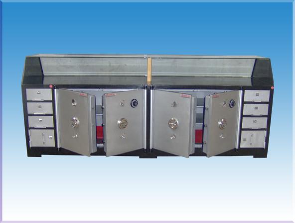 B280K4Ç6D2M2A8BM BANKO TİPİ KUYUMCU KASASI ÜSTÜ CAMLI VİTRİNLİ 110*280*80CM 2800KĞ ( 4200€ )