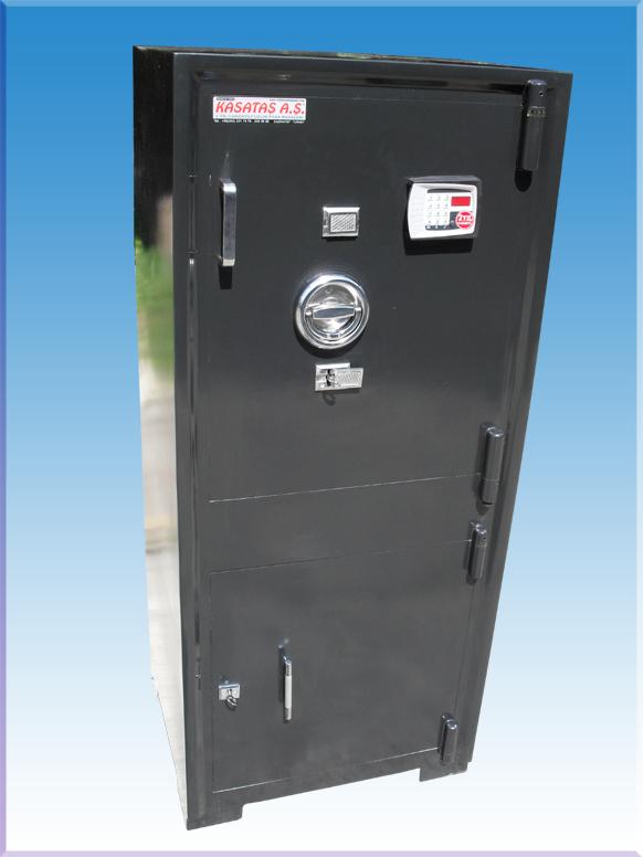 0011SÇ2AE GAZİANTEP OFİS TİPİ  ALTI DOLAPLI ELEKTRONİK ŞİFRELİ ÇELİK PARA KASASI  140*60*50CM 500KĞ ( 1399€ )