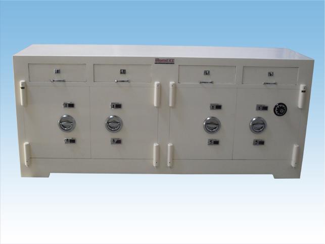 B200B  GAZİANTEP MODEL YÜKSEK GÜVENLİKLİ BANKO TİPİ KUYUMCU KASASI KAPAK 2CM PLATİN 87*200*60CM 2 TON ( 2999€ )