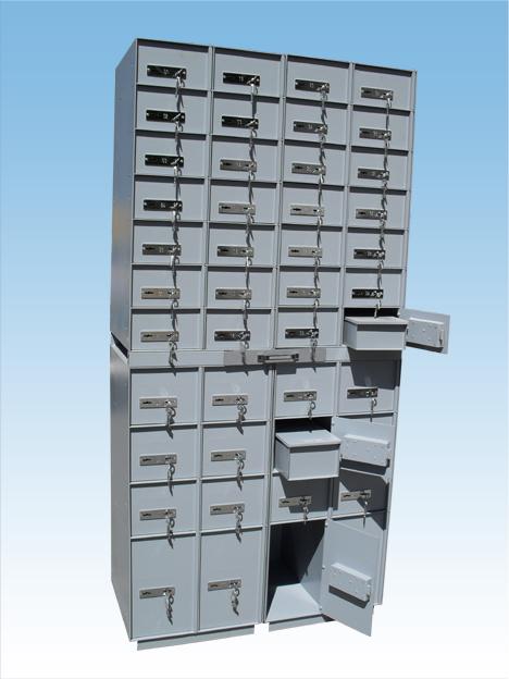 MK44 GÖZ BANKA KİRALIK KASASI İÇİ METAL DEN KUTULU MODEL ( 28 KÜÇÜK GÖZLÜ 12 ORTA BOY GÖZLÜ 4 BÜYÜK GÖZLÜ ) 208*100*48.5CM 500KĞ ( 4399€ )+KDV ADRESE TESLİM