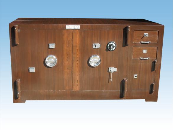 B150K2Ç2D1M1A4 LİK ANKARA BANKO TİPİ KUYUMCU KASASI ( DIŞTAN 2 ÇEKMECELİ VE DOLAPLI ) 80*150*60CM 1500KĞ ( 2250€ )