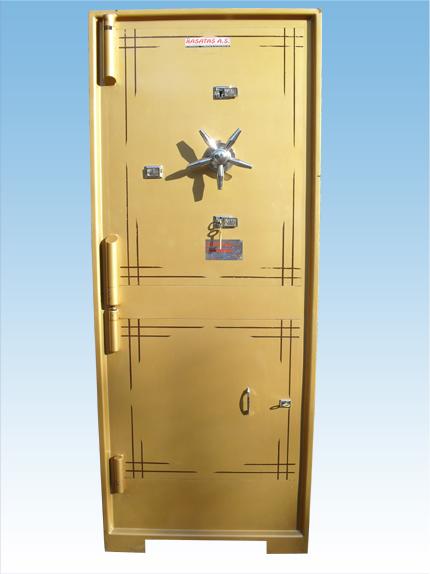 0016ÖÇGA OFİS TİPİ ALTI DOLAPLI ÇOK ÖZEL TÜFEK SAKLAMAK İÇİN GİZLİ GÖZLÜ ZIRHLI ÇELİK PARA KASASI 185*73*55CM 750KĞ ( 1850€ )