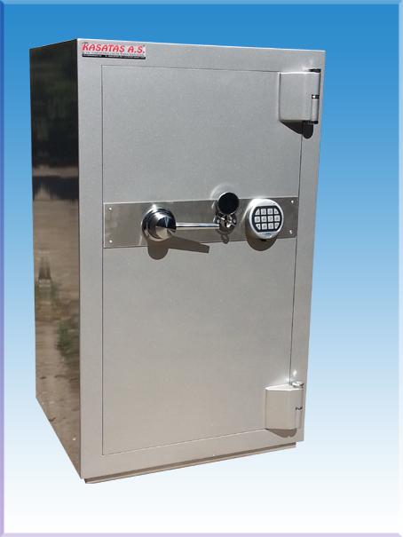 0012ETZE  OFİS TİPİ YÜKSEK GÜVENLİKLİ ÇELİK PARA KASASI ( 24  KLASÖR KAPASİTELİ VE İÇİNDE DOLAPLI ) ( DIŞ 154*75*65CM ) ( İÇ 116*63*45CM ) 850KĞ ( 3999€ )