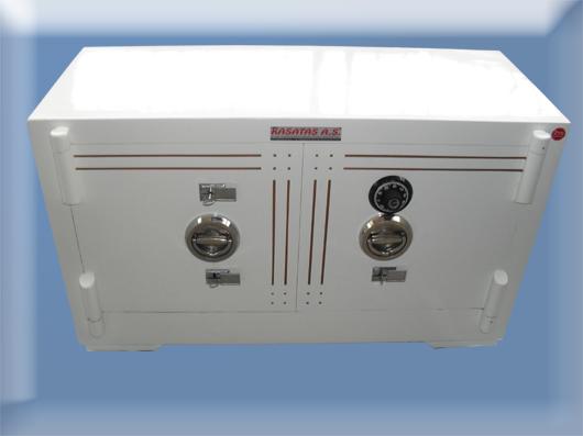 B110K2M2A3DM ESKİŞEHİR BANKO TİPİ KUYUMCU KASASI ( KAMPANYALI ÜRÜN ) 65*110*45CM 500KĞ ( 1650€ )
