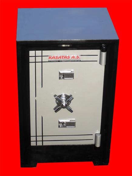 00004A GAZİANTEP PRİMİER HASTANESİ VEZNE MASA ALTI TİPİ TEK KAPILI ANAHTARLI ÇELİK PARA KASASI ( VEZNE KASASI ) 70*44*38cm 150Kg ( 700€  )