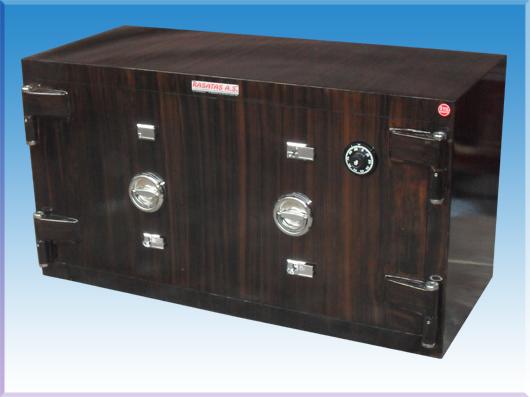 B130CEP1 ADIYAMAN BANKO TİPİ 4 ANAHTARLI 1 MEKANİK ŞİFRELİ KUYUMCU KASASI 70*130*55CM 1200KĞ ( 2000€ )