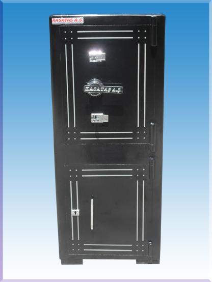 0010AFA OFİS TİPİ ALTI DOLAPLI ÖZEL MAYMUNCUK AÇMAZ ANAHTARLI LAMA KOLLU ÇELİK PARA KASASI 125*55*45CM 270KĞ ( 999€ )