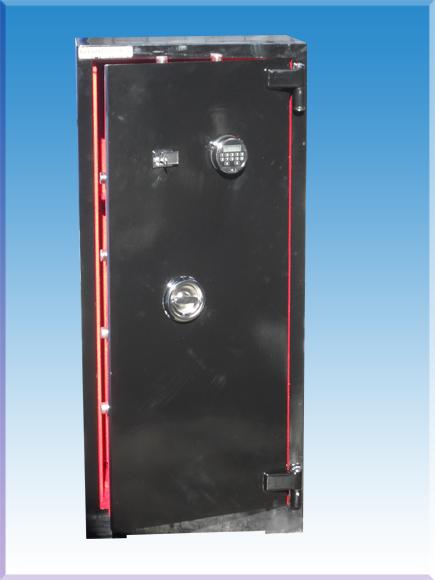 0135GEATS İSTANBUL ZIRHLI ELEKTRONİK ŞİFRELİ 3 KASA KİLİTLİ DOLAPLI 2 SEYYAR RAFLI SİLAH KASASI TÜFEK KASASI 135*60*40CM 150KĞ ( 1399€ )