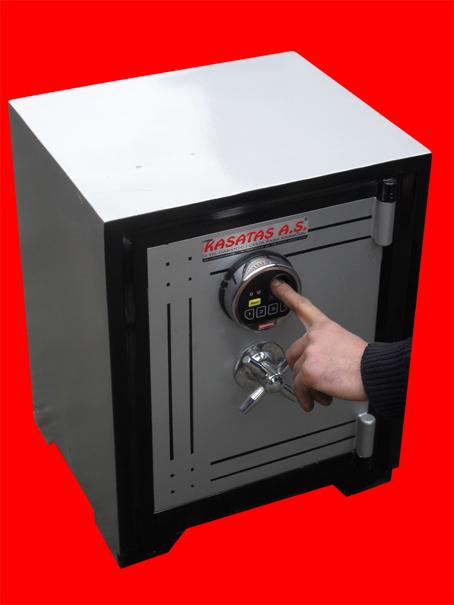 001PE OFİS TİPİ ELEKTRONİK ŞİFRELİ TEKKAPILI ÇELİK PARA KASASI 40*37*33CM 75KĞ ( 550€ )