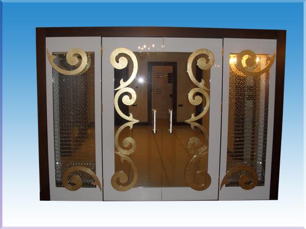 VİLLA TİPİ ALTIN VARAK İŞLEMELİ 4LÜ SALON KAPISI 210*300*20CM ( 3999€ )