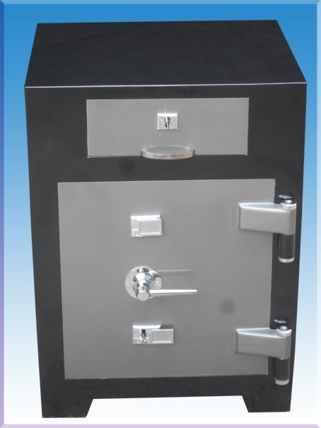 004Ç1A2YO OFİS MASA ALTI TİPİ DİŞTAN ÇEKMECELİ İGNE VİDA GÖZLÜ ÇELİK PARA KASASI 70*50*42CM 160KĞ ( 999€ )