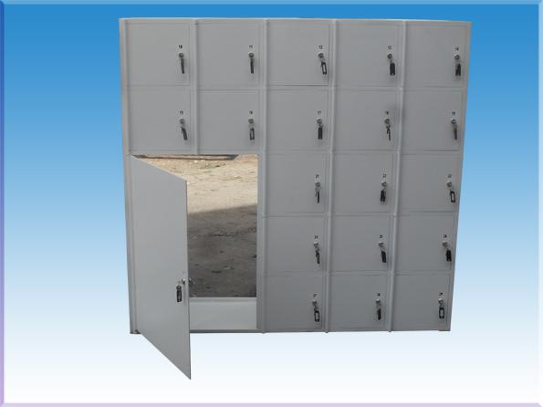 20 GÖZLÜ  İSTANBUL HALKALI BOSHPOKUS CAMİ SALLAMA KİLİTLİ ANAHTARLI METAL AYAKKABILIK 143*150*40CM 200KĞ ( 1999€ )