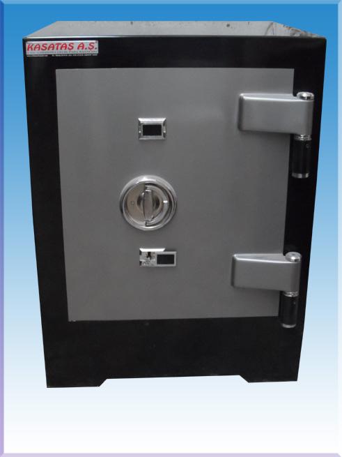 007ÖZDEMİR GAZİANTEP OFİS TİPİ TEKKAPILI YÜKSEK GÜVENLİKLİ ÇELİK PARA KASASI 80*60*55CM 400KĞ ( 1600€ )
