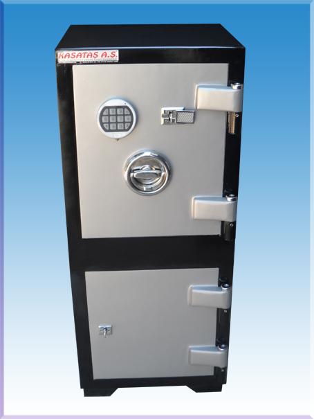008YA1EK KARAMAN TİPİ 105'LİK OKSİJEN KESMEZ KAPAKLI SÜPER ÖZEL TAM ZIRHLI ELEKTRONİK ŞİFRELİ ÇELİK PARA KASASI 105*47*42CM 220KĞ ( 399€ )