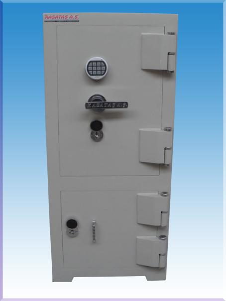 0010ÇE2AKZ MERSİN SİLİFKE  YÜKSEK GÜVENLİK ÇELİK PARA KASASI 125*55*45CM 350KĞ ( 1250€ )