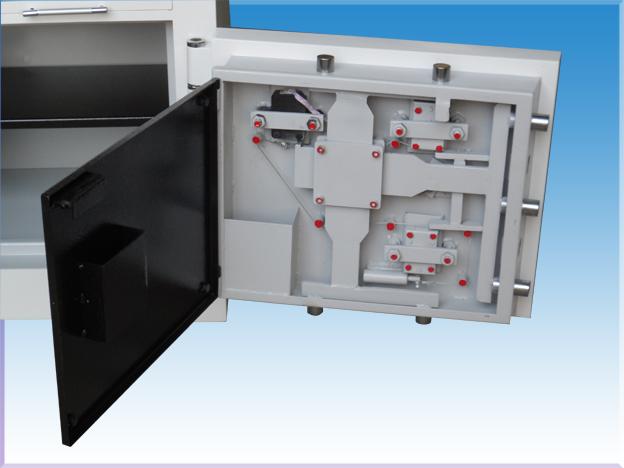 ZZZZZZB190METİN ADIYAMAN BANKO TİPİ 2 ELEKTRONİK ŞİFRELİ 6 ÖZEL ANAHTARLI 2 DÖNER GİZLİ GÖZLÜ YÜKSEK GÜVENLİKLİ KUYUMCU KASASI 80*190*60CM 1900KĞ ( 2700€ )