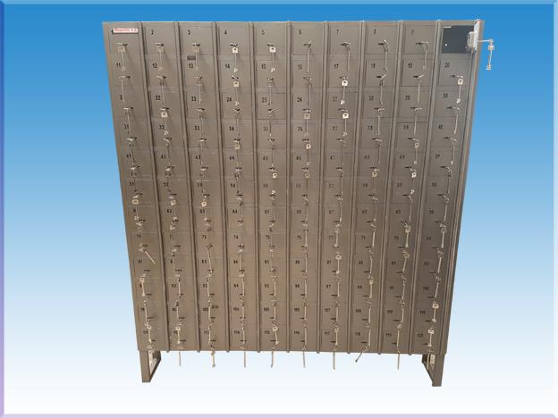 120 GÖZLÜ TERSANE İŞÇİLERİ İÇİN ÇELİK KASA ANAHTARLI ÇELİK CEP TELEFONU VE CÜZDAN SAKLAMAK İÇİN SAGLAM EMANET KASASI 170*150*20CM 320KĞ ( 5999€ )