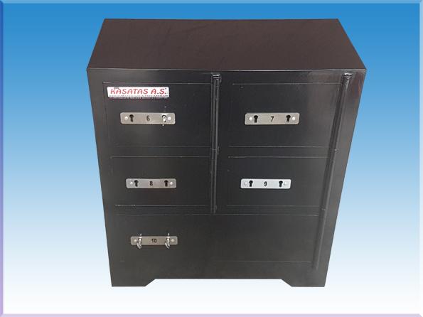 5 GÖZLÜ BOLU ÇİMENTO GÜVENLİK TİPİ 4 TABANCA VE 1 ADET MP5 TÜFEK GÖZLÜ SİLAH EMANET RESEPSİYON KASASI 67*60*30CM 48KĞ ( 699€ )