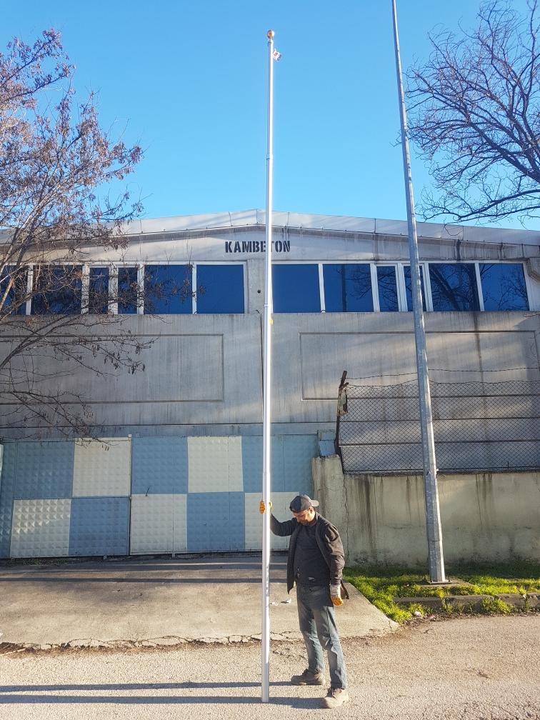 AMERİKAN MALI TABANSIZ DIŞTAN İPLİ 5 METRE KROM BAYRAK DİREGİ ( 499€ )+KDV