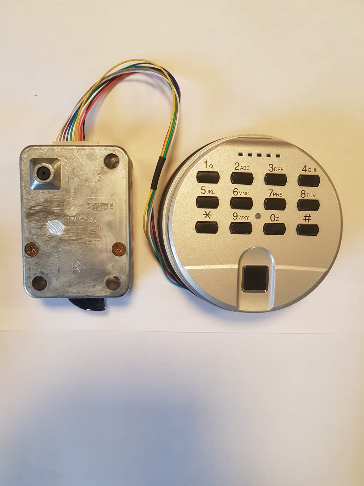 KORE MALI 100 PARMAK İZİ ALAN PARMAK İZLİ ELEKTRONİK ŞİFRE ( 180€ )+KDV