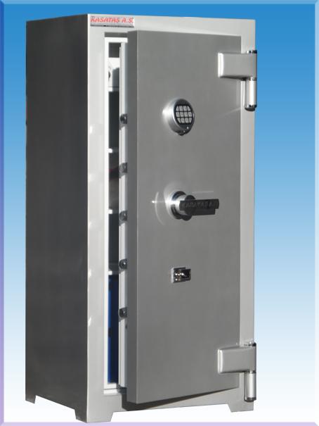 0400LTO KODLU 400LTO KAPASİTELİ ELEKTRONİK ŞİFRELİ VE ANAHTARLI DATA KASASI DIş 120*560*480CM İÇ 105*440*300CM 138LT 360KĞ ( 2999€ )