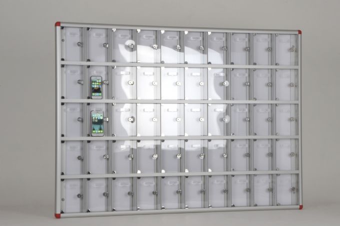 .50 GÖZLÜ ALÜMİNYUM ŞEFFAF CAM KAPAKLI CEP TELEFONU DOLABI Ölçü: Ölçü: 5 X 139.9 X 102.2 h ( 999€ )+KDV